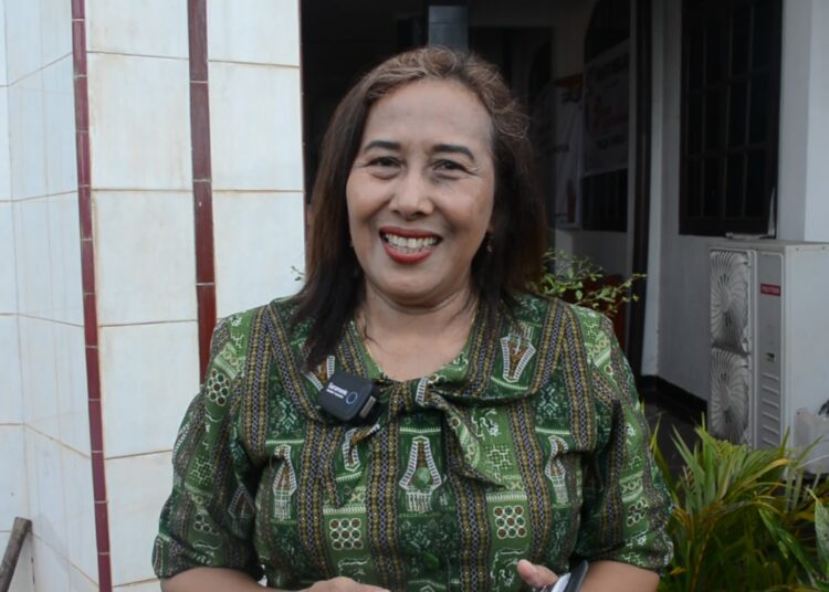 Jemaat GKI Immanuel APO Jayapura Apresiasi Kunjungan dan Bantuan Sosial Kapolda Papua, Ibu Herawati : Semoga Polri Ke Depan Semakin Maju