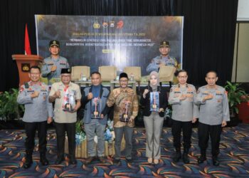 Divisi Humas Polri Gaungkan Profesionalisme dan Etika Lewat Dialog Publik di Maluku Utara