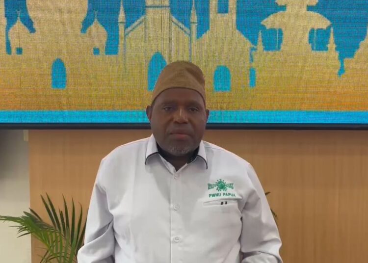 Ketua MUI Papua Sampaikan Doa dan Harapan untuk Polda Papua dalam Doa Bersama Lintas Agama Peringatan Hari Bhayangkara ke-79