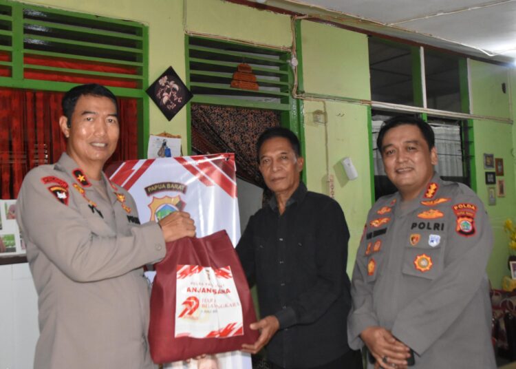 Polda Papua Barat Gelar Anjangsana Sambut Hari Bhayangkara ke-79