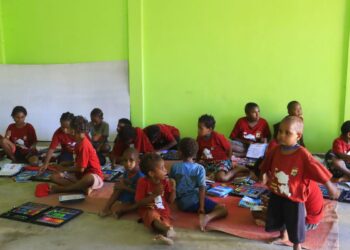 Subsatgas Si-Ipar Dorong Kreativitas Anak-Anak di Kabupaten Yalimo Lewat Kegiatan Menggambar dan Melukis