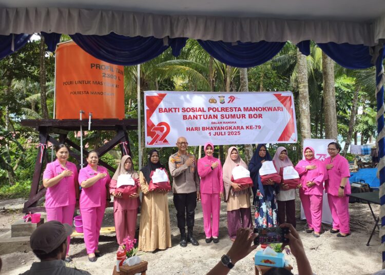 Memperingati hari bhayangkara Polresta Manokwari Bangun Sumur Bor di Komplek BLK Sanggeng