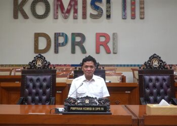 Ketua Komisi 3 DPR Harap Polri Selalu Jadi Garda Terdepan di Usia ke-79