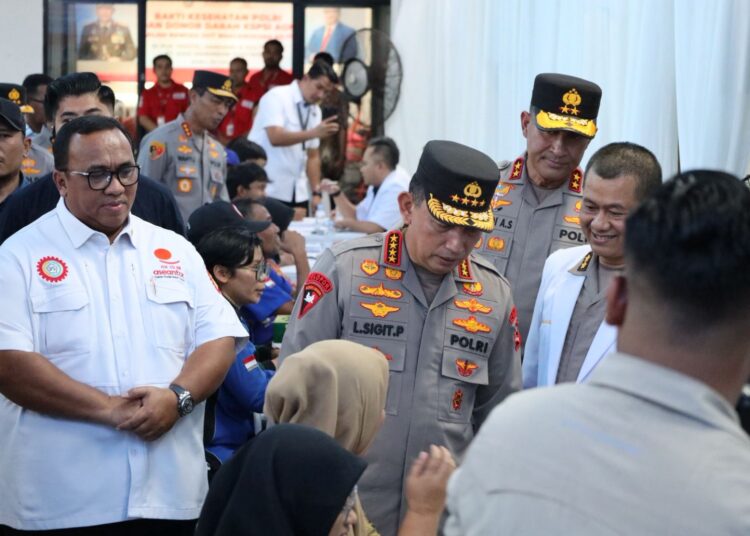 Rangkaian Hari Bhayangkara ke-79, Polri dan KSPSI Gelar Bakti Sosial