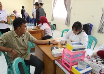 Peduli Kesehatan Personel, Polres Keerom Polda Papua Bersama Puskesmas Arso Kota Gelar CKG