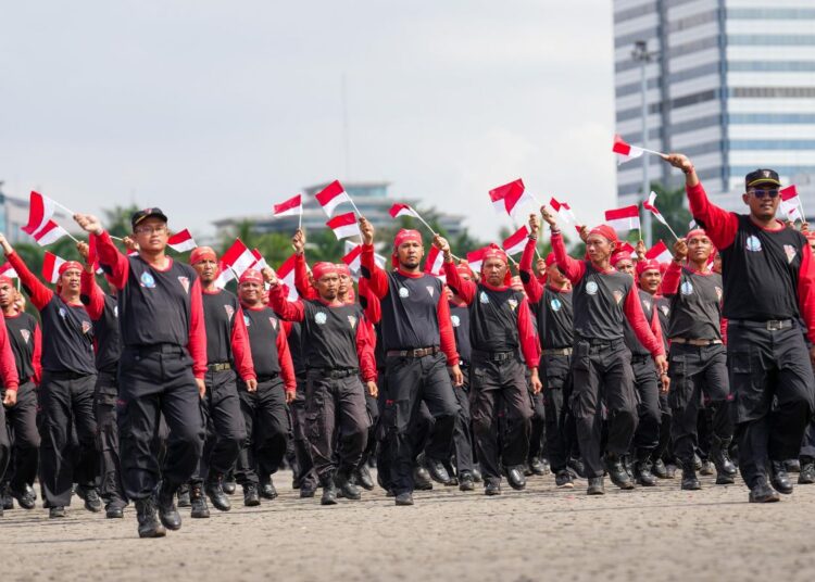 Bukti Nyata Kolaborasi Dengan Masyarakat, Buruh Meriahkan HUT Bhayangkara ke-79