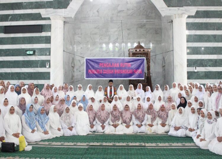 Perkuat Spiritualitas dan Kebersamaan, Bhayangkari Papua Laksanakan Bintal Umat Islam