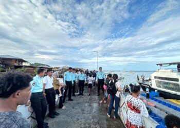 Wujudkan Rasa Aman, Ditpamobvit Polda Papua Hadiri Festival Kampung Nelayan Hamadi