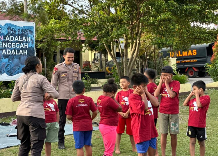 Polres Jayawijaya Gelar Kegiatan Edukatif Bersama Anak-anak dalam Rangka Operasi Rasaka Cartenz 2025
