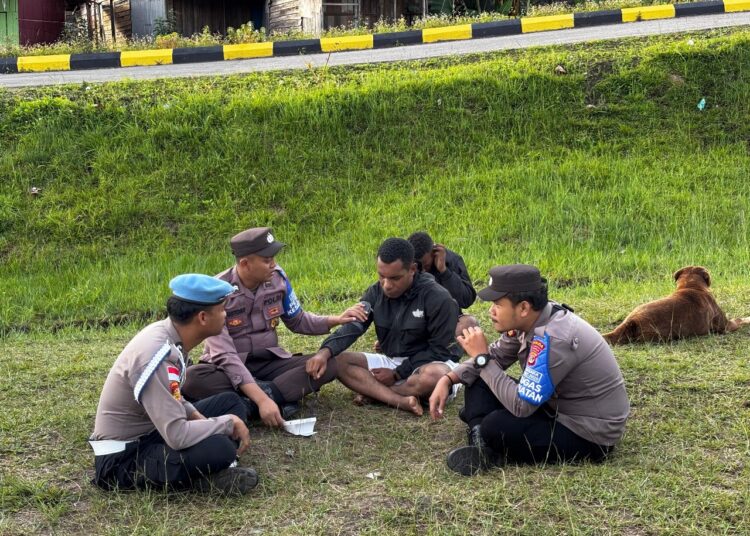 Satgas Keladi Sagu ORC 2025 Polres Pegunungan Bintang Hadir Berikan Pelayanan Kesehatan Tepat Sasaran di Oksibil