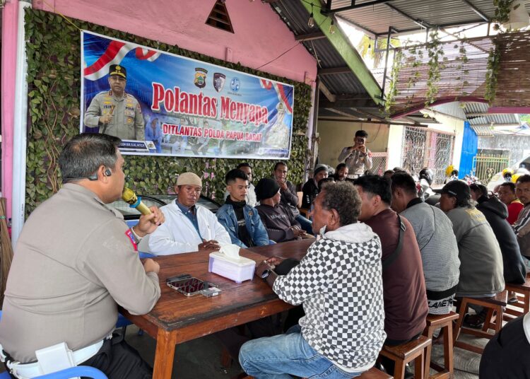 Dirlantas Polda Papua Barat Gelar Sosialisasi Tertib Lalu Lintas Bersama Komunitas Ojek dalam Rangka Operasi Patuh Mansinam 2025