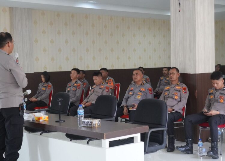 Polda Papua Barat Laksanakan Zoom Sosialisasi Persiapan E-Monev KIP 2025 kepada PPID Satker dan Satwil