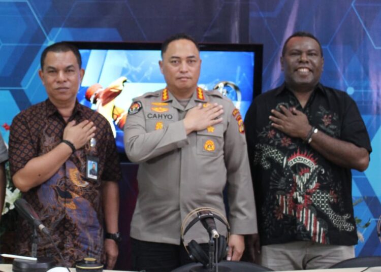 Dialog Interaktif Bahas “Bersama Polri Gaungkan Harmoni ditengah Pilkada Papua” Di Stasiun Pro 1 LPP RRI Jayapura