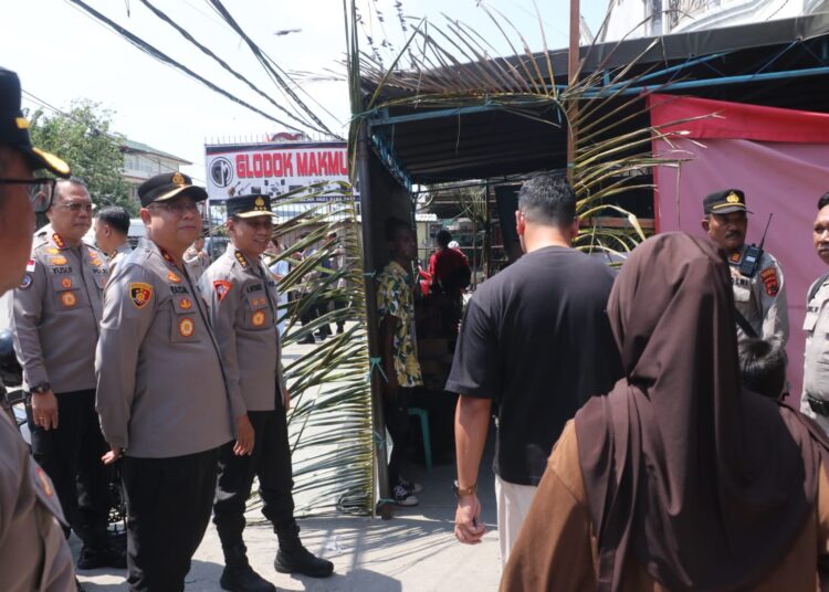 Pastikan PSU Berjalan Aman dan Lancar, Astamaops Kapolri Tinjau Sejumlah TPS di Jayapura