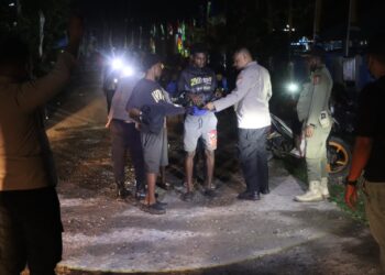 Razia Ketat Polres Mappi, Puluhan Senjata Tajam Diamankan