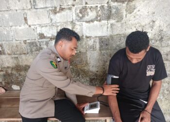 Satgas Keladi Sagu Polres Yahukimo Hadirkan Pelayanan Kesehatan