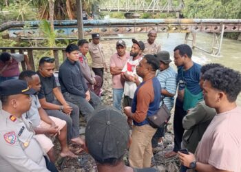 Polres Fakfak Berhasil Fasilitasi Pembukaan Pemalangan Pipa Air Dan Amankan Situasi