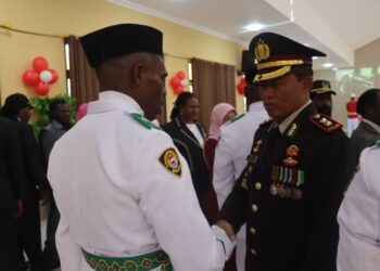 Kapolres Puncak Jaya Hadiri Upacara Pengukuhan Pasukan Pengibar Bendera Merah Putih