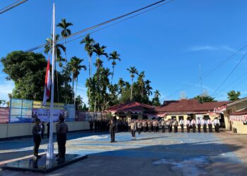 Pimpinan Upacara HUT RI ke-80, Wakapolres Tekankan Teladani Semangat Patriotisme