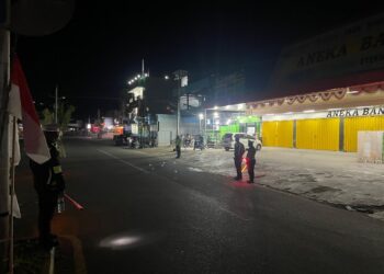 Ditlantas Polda Papua Barat Gelar Blue Light Patrol di Wosi AMD Cegah Balap Liar