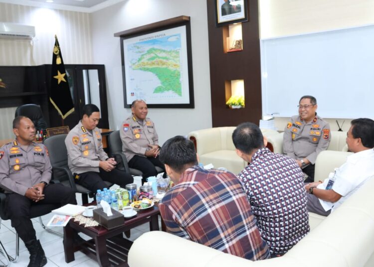 Tingkatkan Sinergi Program Ketahanan Pangan, Wakapolda Papua Gelar Audiensi Bersama Perum Bulog Kanwil Papua