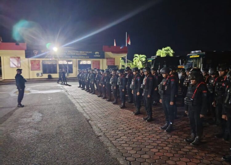 100 Personel Brimob Polda Papua Barat Diberangkatkan ke Sorong Papua Barat Daya Amankan Aksi Unjuk Rasa