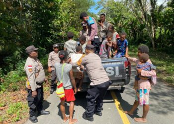 Ciptakan Rasa Aman di Wilayah Perbatasan, Polsek Waris Gencarkan Patroli dan Sambang