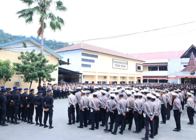 Polda Papua Tekankan Soliditas dan Kesatuan Komando Saat Apel Siaga 1