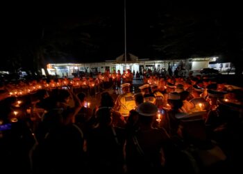 Polres Keerom Gelar Aksi 500 Lilin sebagai Simbol Duka dan Solidaritas Kemanusiaan