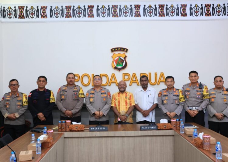 Wakapolda Papua Gelar Audiensi Bersama Majelis Rakyat Papua Bahas Penanganan Situasi Pasca Pilkada 2025