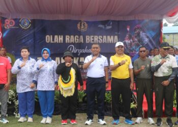 Semarak HUT ke-80 TNI AL, Polda Papua Hadiri Olahraga Bersama di Lapangan Trisila