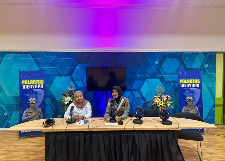 Wujudkan Lalu Lintas Tertib, Ditlantas Polda Papua Laksanakan Patroli Udara Interaktif Bersama RRI