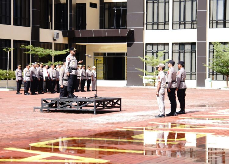 Kapolda Papua Pimpin Apel Pagi, Tekankan Disiplin, Kebersihan, dan Kesiapsiagaan Personel