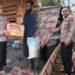 Personel Pos Polisi Passue Kunjungi Warga Terdampak Banjir di Kampung Bifo