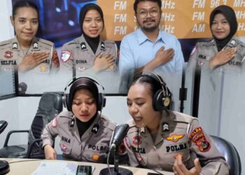 Ditlantas Polda Papua Siarkan Patroli Udara Lewat Program “Polantas Menyapa” Bersama RRI