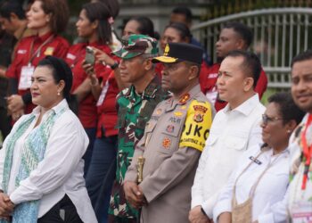 Polda Papua Kawal Kunjungan Kerja Wapres RI Gibran Rakabuming Raka di Kota Jayapura dengan Aman dan Lancar