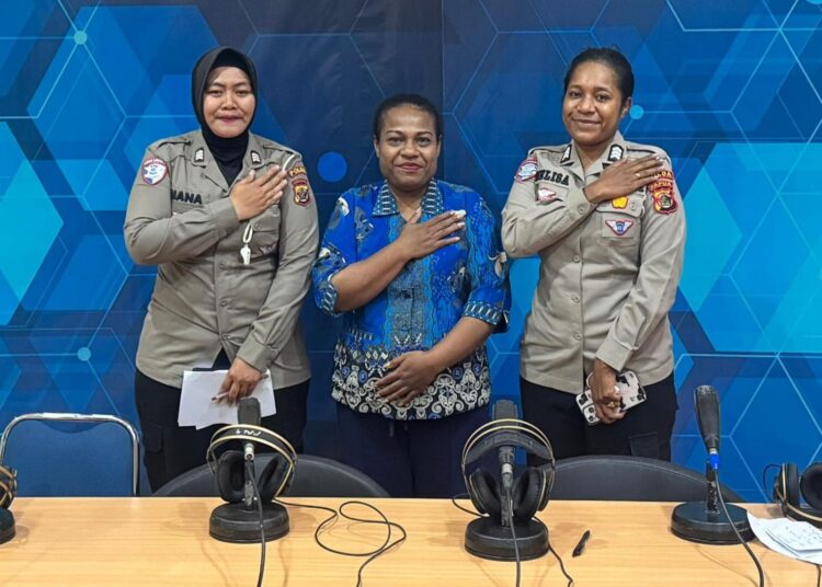 Polantas Menyapa Melalui Patroli Udara Bersama RRI PRO 1 Kota Jayapura