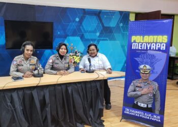 Polantas Menyapa: Ditlantas Polda Papua Gelar Patroli Udara Bersama RRI Pro 1 Kota Jayapura