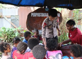 Operasi Rasaka Cartenz 2025, Subsatgas SI IPAR Polres Jayawijaya Gelar Kegiatan Edukasi di Kampung Walani