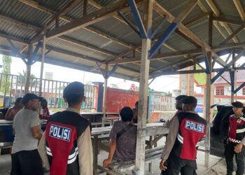 Patroli Dialogis Sat Samapta Polres Sarmi Sasar Pasar dan Pangkalan, Warga Dihimbau Awasi Anak