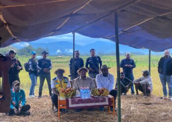 Polres Jayawijaya Laksanakan Pengamanan Kunjungan Kerja Wakil Ketua Komisi V DPR RI di Kab. Jayawijaya