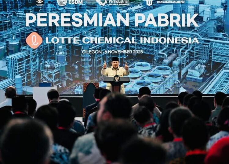 Presiden Prabowo Resmikan Pabrik Petrokimia Senilai USD3,9 Miliar di Cilegon