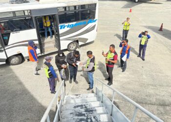 Satgas Damai Cartenz dan Polres Yahukimo Serahkan Tersangka Kasus Penyerangan Nakes dan Guru ke Kejaksaan Jayawijaya