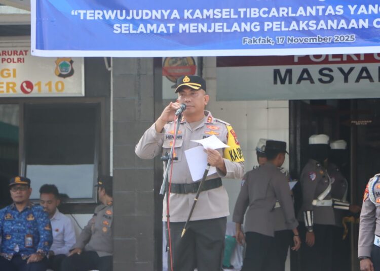 Polres Fakfak Gelar Apel Pasukan Operasi Zebra Mansinam 2025, Siap Wujudkan Kamseltibcarlantas Menjelang Ops Lilin