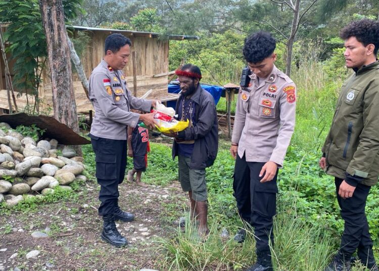 Kapolsek Bolakme Lakukan Sambang dan Sampaikan Himbauan Kamtibmas di Distrik Bolakme