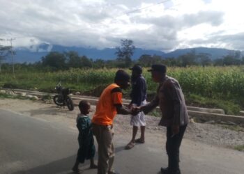 Kapolsek Wamena Kota Sambangi Tokoh Masyarakat Kampung, Ajak Kampung Jadi Aman