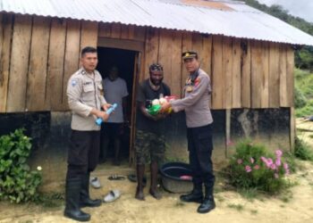 Kapolsek Bolakme Lakukan Sambang dan Sampaikan Pesan Kamtibmas kepada Tokoh Pemuda Wenamela