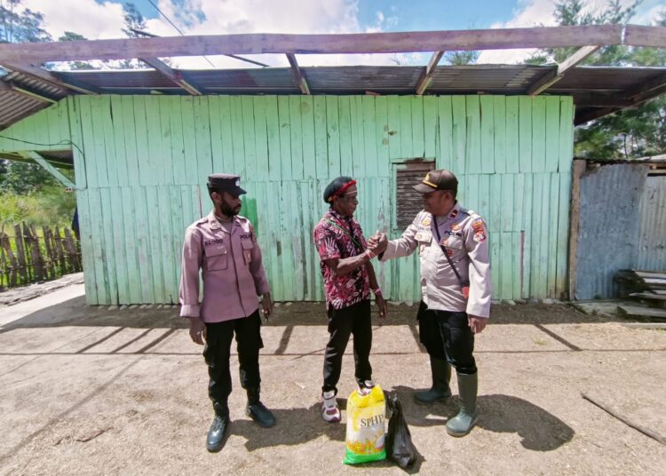 Polsek Asologaima Polres Jayawijaya Lakukan Sambang ke Tokoh Masyarakat untuk Jaga Stabilitas Kamtibmas