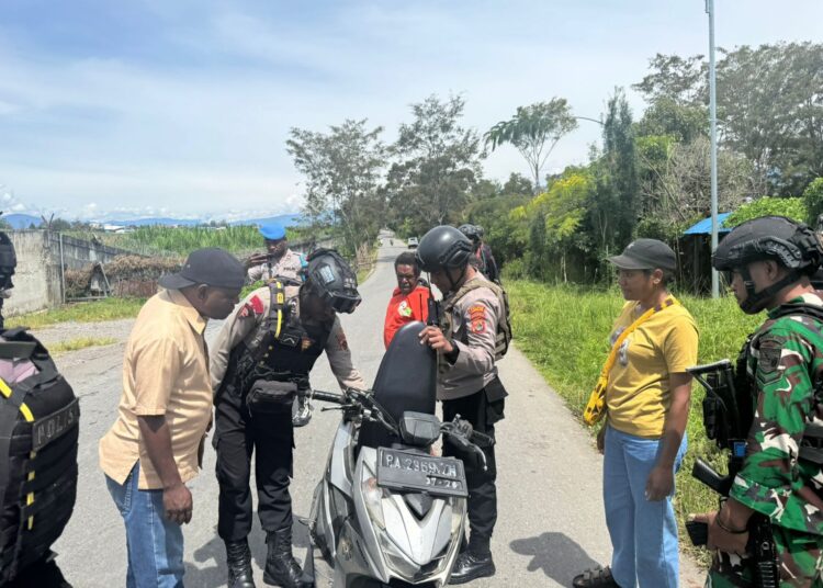 Polres Jayawijaya Gelar Patroli Gabungan dan Razia Jalan Kaki di Wilayah Wamena