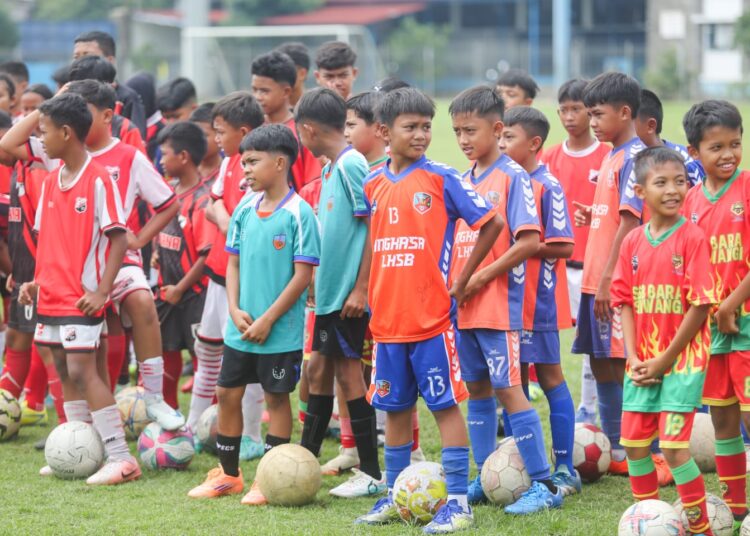 Tranmere Rovers FC Latih Bibit Muda Bandung, Wali Kota Farhan: Dari Sidolig Menuju Dunia!